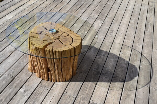 Table basse tronc d'arbre verre